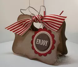 Holiday_collection_gift_bag_2